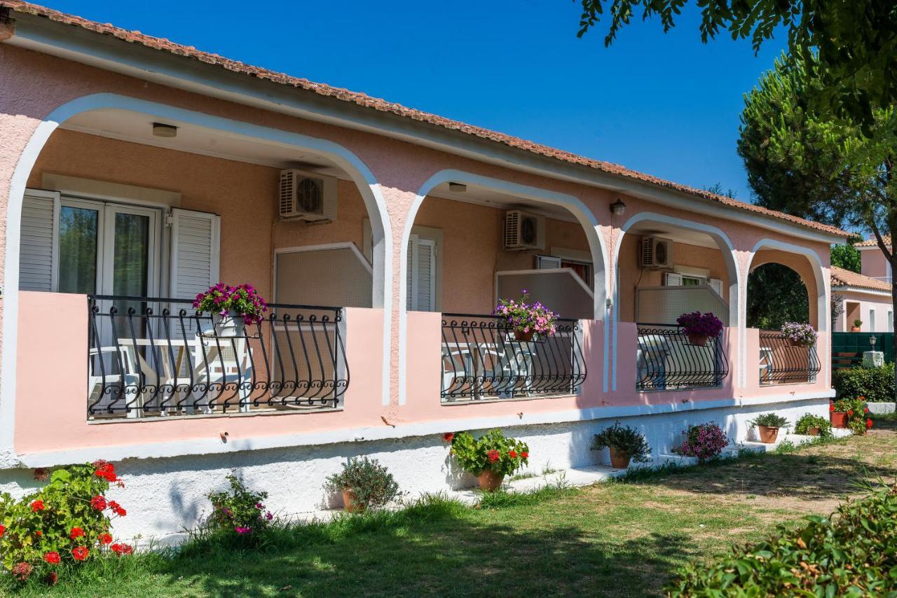 Roussa'S Apartments Laganas Exterior foto